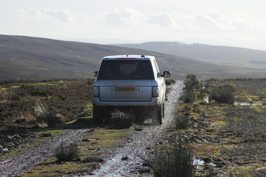  Land Rover Range Rover Autobiography 2012 года  (фото 15 из 21)